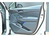 2023 Toyota C-HR G-Mode Nero Safety Plus 3 Pearl SUV for sale, Japanese used car export - photo 20 of 55 | GULJI TRADERS