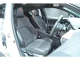 2023 Toyota C-HR G-Mode Nero Safety Plus III Pearl SUV for sale, Japanese used car export - photo 18 of 56 | GULJI TRADERS
