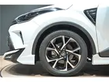 2023 Toyota C-HR G-Mode Nero Safety Plus III Pearl SUV for sale, Japanese used car export - photo 37 of 56 | GULJI TRADERS