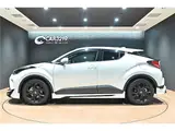 2023 Toyota C-HR G-Mode Nero Safety +3 Pearl SUV for sale, Japanese used car export - photo 5 of 59 | GULJI TRADERS