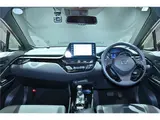 2023 Toyota C-HR G-Mode Nero Safety +3 Pearl SUV for sale, Japanese used car export - photo 10 of 59 | GULJI TRADERS