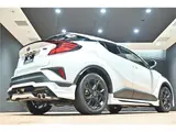 2023 Toyota C-HR G-Mode Nero Safety +3 Pearl SUV for sale, Japanese used car export - photo 45 of 59 | GULJI TRADERS