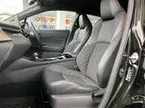 2023 Toyota C-HR Hybrid G-Mode Nero Safety Other SUV for sale, Japanese used car export - photo 7 of 9 | GULJI TRADERS