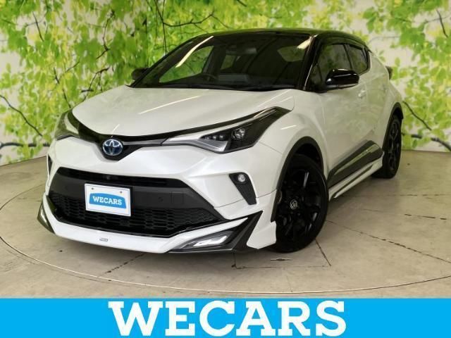2023 Toyota C-HR - photo 1 2023 Toyota C-HR Sedan for sale, Japanese used car export - photo 1 of 9 | GULJI TRADERS