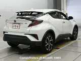 2018 Toyota C-hr Hybrid Pearl SUV for sale, Japanese used car export - photo 3 of 13 | GULJI TRADERS