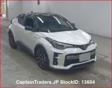 2020 Toyota C-hr Hybrid PEARL 2 SUV for sale, Japanese used car export - photo 2 of 26 | GULJI TRADERS