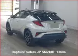 2020 Toyota C-hr Hybrid PEARL 2 SUV for sale, Japanese used car export - photo 3 of 26 | GULJI TRADERS