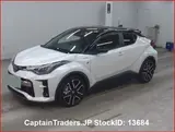 2020 Toyota C-hr Hybrid PEARL 2 SUV for sale, Japanese used car export - photo 4 of 26 | GULJI TRADERS