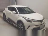 2018 Toyota C-hr Hybrid Push Start G Led Edition Pearl SUV for sale, Japanese used car export - photo 4 of 11 | GULJI TRADERS