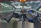 2019 Toyota C-hr Hybrid Push Start G Pakage BLUE SUV for sale, Japanese used car export - photo 7 of 12 | GULJI TRADERS