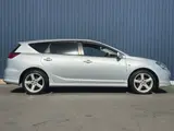 2002 Toyota Caldina ZT Silver Van for sale, Japanese used car export - photo 4 of 9 | GULJI TRADERS