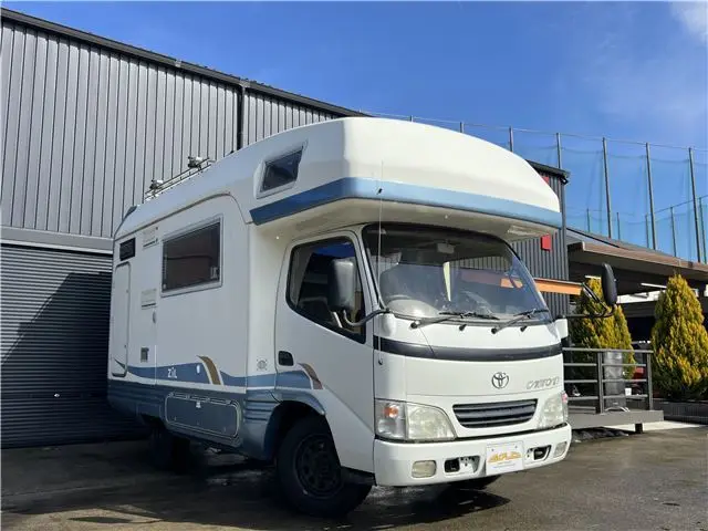 2003 Toyota Camroad camping White Truck for sale, Japanese used car export - photo 1 of 68 | GULJI TRADERS