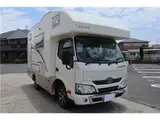 2018 Toyota Camroad Camping FF heater MaxxFan, 7-seater awning White Truck for sale, Japanese used car export - photo 1 of 31 | GULJI TRADERS