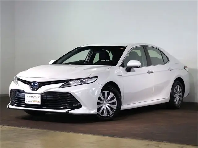 2018 Toyota Camry X Pearl Sedan for sale, Japanese used car export - photo 1 of 60 | GULJI TRADERS