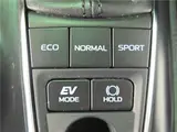 2018 Toyota Camry X Pearl Sedan for sale, Japanese used car export - photo 17 of 60 | GULJI TRADERS