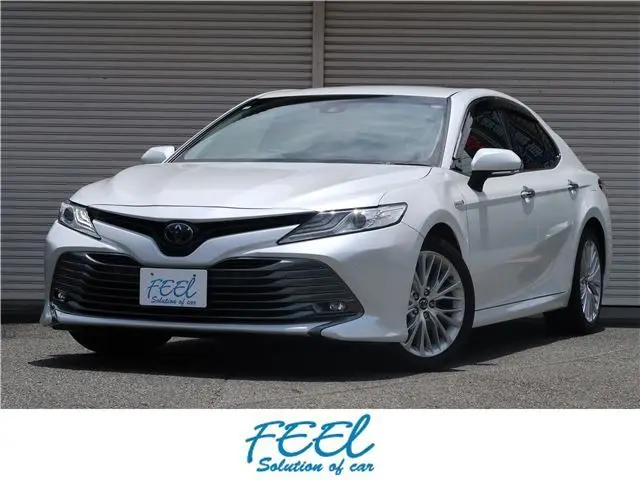 2018 Toyota Camry G Leather Package Pearl Sedan for sale, Japanese used car export - photo 1 of 70 | GULJI TRADERS