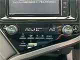 2019 Toyota Camry WS Non-smoking car/One owner/Original navigation/B camera/ETC Pearl Sedan for sale, Japanese used car export - photo 53 of 65 | GULJI TRADERS