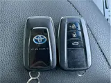 2019 Toyota Camry WS Leather Package: Genuine navigation system, backup camera, ETC, heated seats. White Sedan for sale, Japanese used car export - photo 16 of 60 | GULJI TRADERS
