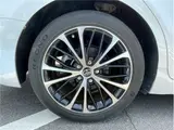 2019 Toyota Camry WS Leather Package: Genuine navigation system, backup camera, ETC, heated seats. White Sedan for sale, Japanese used car export - photo 43 of 60 | GULJI TRADERS