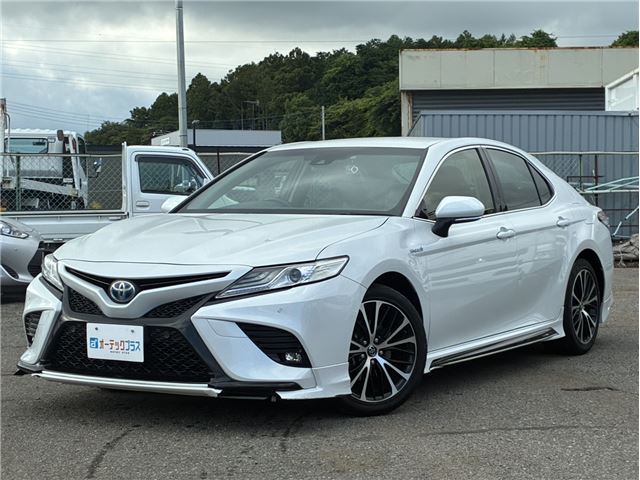 2019 Toyota Camry Sedan for sale, Japanese used car export - photo 1 of 47 | GULJI TRADERS
