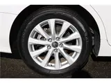 2019 Toyota Camry G Pearl Sedan for sale, Japanese used car export - photo 21 of 66 | GULJI TRADERS