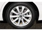 2019 Toyota Camry G Pearl Sedan for sale, Japanese used car export - photo 23 of 66 | GULJI TRADERS