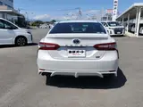 2019 Toyota Camry 2.5 WS Leather Package White Sedan for sale, Japanese used car export - photo 40 of 44 | GULJI TRADERS