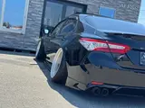 2019 Toyota Camry 2.5 WS Leather Package Black Sedan for sale, Japanese used car export - photo 12 of 74 | GULJI TRADERS