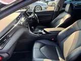 2019 Toyota Camry 2.5 WS Leather Package Black Sedan for sale, Japanese used car export - photo 39 of 74 | GULJI TRADERS