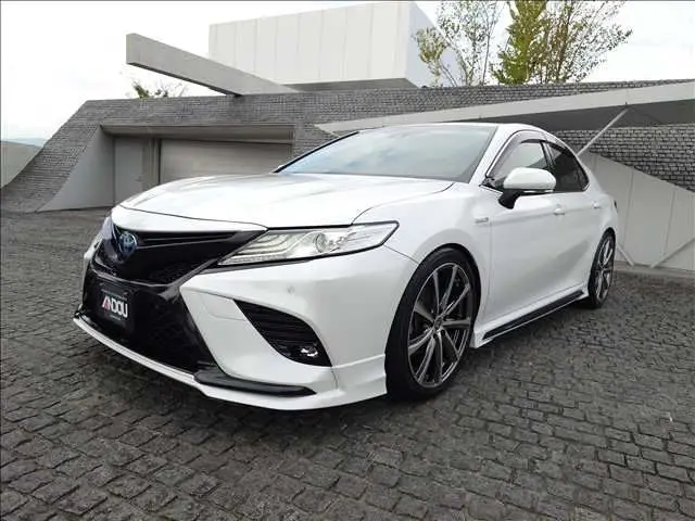 2019 Toyota Camry WS - photo 1 2019 Toyota Camry WS Pearl Sedan for sale, Japanese used car export - photo 1 of 20 | GULJI TRADERS