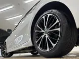 2019 Toyota Camry WS "Leather Package" Pearl Sedan for sale, Japanese used car export - photo 19 of 20 | GULJI TRADERS