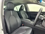 2019 Toyota Camry WS Leather Package White Sedan for sale, Japanese used car export - photo 16 of 24 | GULJI TRADERS