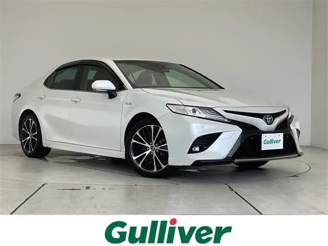 2019 Toyota Camry WS - photo 1 2019 Toyota Camry WS Pearl Sedan for sale, Japanese used car export - photo 1 of 24 | GULJI TRADERS