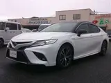 2019 Toyota Camry WS Leather Package Full Seg Pearl Sedan for sale, Japanese used car export - photo 1 of 30 | GULJI TRADERS