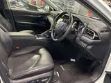 2019 Toyota Camry WS Leather Package Pearl Sedan for sale, Japanese used car export - photo 7 of 15 | GULJI TRADERS