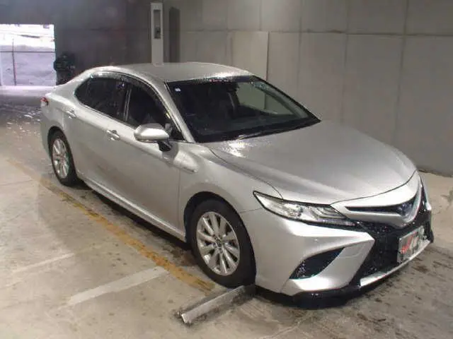 2019 Toyota Camry WS - photo 1 2019 Toyota Camry WS Silver Sedan for sale, Japanese used car export - photo 1 of 7 | GULJI TRADERS