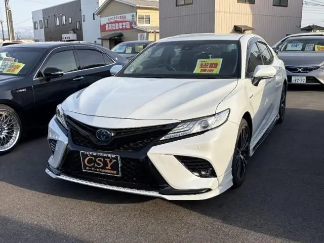 2019 Toyota Camry WS Leather Package Pearl Sedan for sale, Japanese used car export - photo 1 of 9 | GULJI TRADERS