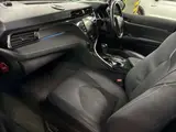 2019 Toyota Camry WS Leather Package Silver Sedan for sale, Japanese used car export - photo 4 of 9 | GULJI TRADERS