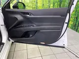 2020 Toyota Camry G Leather Package Pearl Sedan for sale, Japanese used car export - photo 27 of 30 | GULJI TRADERS