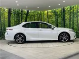 2020 Toyota Camry WS Leather Package Pearl Sedan for sale, Japanese used car export - photo 20 of 30 | GULJI TRADERS