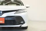 2020 Toyota Camry HV 2.5X White Sedan for sale, Japanese used car export - photo 14 of 30 | GULJI TRADERS