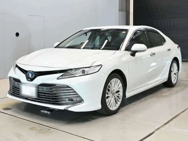 2020 Toyota Camry G Leather Package Pearl Sedan for sale, Japanese used car export - photo 1 of 12 | GULJI TRADERS