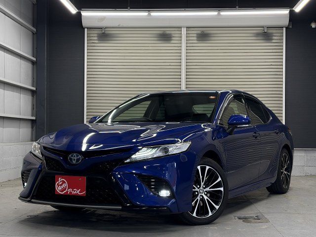 2020 Toyota Camry Hybrid Sedan for sale, Japanese used car export - photo 1 of 24 | GULJI TRADERS