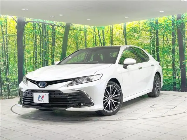 2021 Toyota Camry G Leather Package - photo 1 2021 Toyota Camry G Leather Package Pearl Sedan for sale, Japanese used car export - photo 1 of 30 | GULJI TRADERS