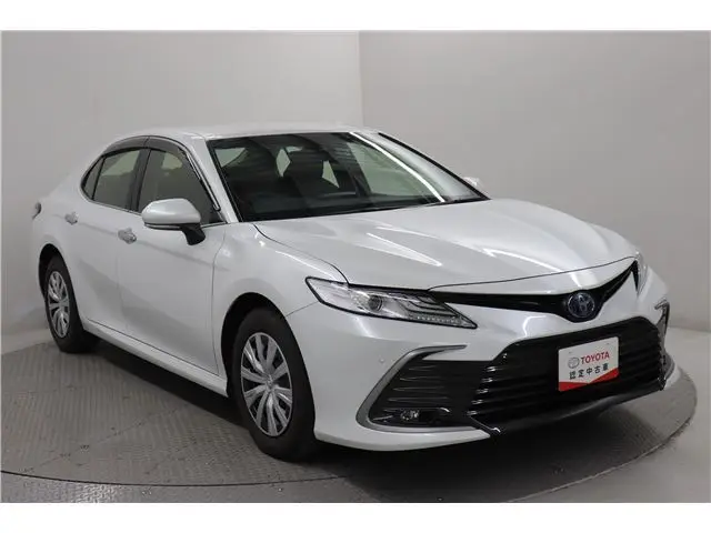 2021 Toyota Camry X Pearl Sedan for sale, Japanese used car export - photo 1 of 44 | GULJI TRADERS