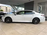 2021 Toyota Camry WS Leather Package Pearl Sedan for sale, Japanese used car export - photo 24 of 30 | GULJI TRADERS