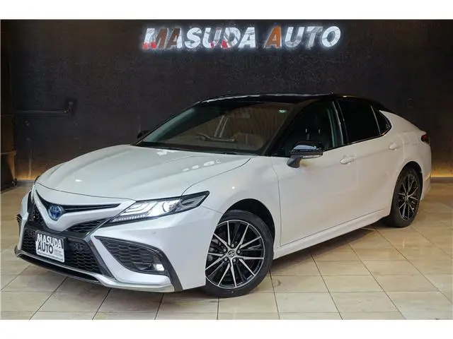 2021 Toyota Camry WSop Pearl Two Tone op18AWop Seat Heater &amp; Tilt Steering Pearl Sedan for sale, Japanese used car export | GULJI TRADERS