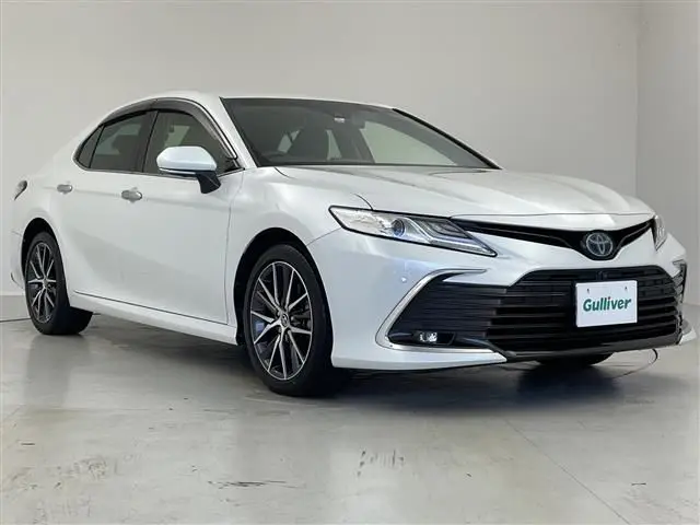2021 Toyota Camry G Leather Package - photo 1 2021 Toyota Camry G Leather Package White Sedan for sale, Japanese used car export - photo 1 of 24 | GULJI TRADERS