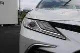 2021 Toyota Camry 2.5G White Sedan for sale, Japanese used car export - photo 12 of 22 | GULJI TRADERS