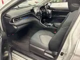 2021 Toyota Camry G Pearl Sedan for sale, Japanese used car export - photo 9 of 11 | GULJI TRADERS